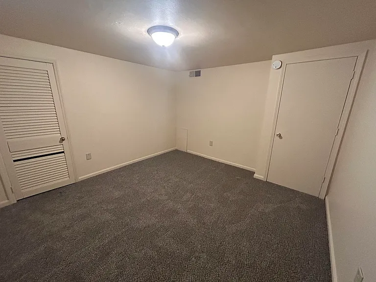 924 Mountain View Rd #14 — Photo 7