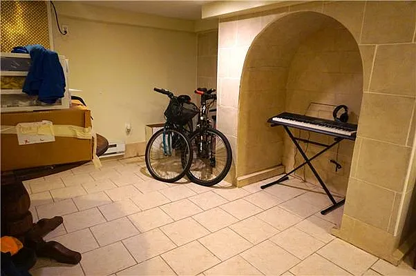 Rented by Avenue Sotheby's International Realty | media 54