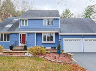 7 Gloucester Dr, Franklin, MA 02038