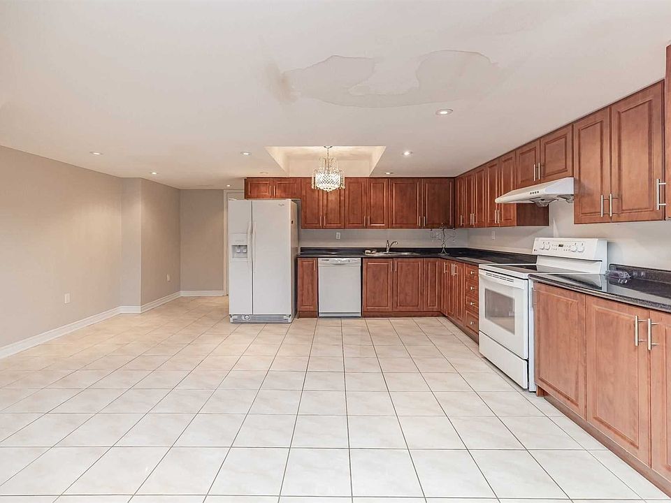 2nd image of 30 Bowsfield Dr #Basement