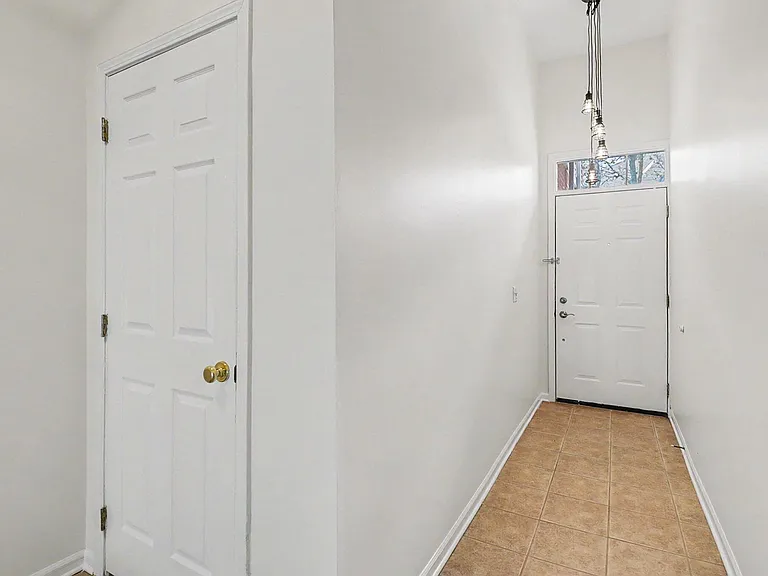 3157 Asher Rd — Photo 5