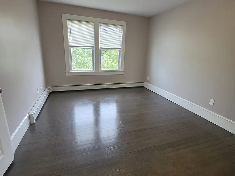 95 Mitchell St #3W — Photo 12