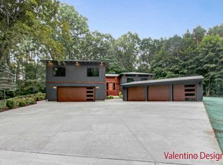 7632 36th St SE, Ada, MI 49301
