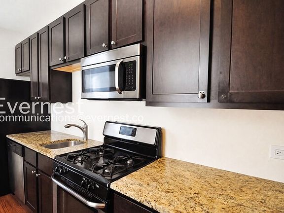 3rd image of 1636 N North Park Ave #G