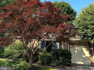 301 Hanover Ct, Chesterbrook, PA 19087