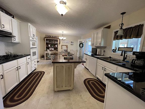 4th image of 147 Township Road 1161