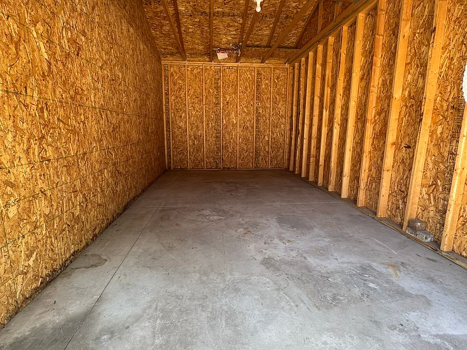 2nd image of 413 Saint John St #6
