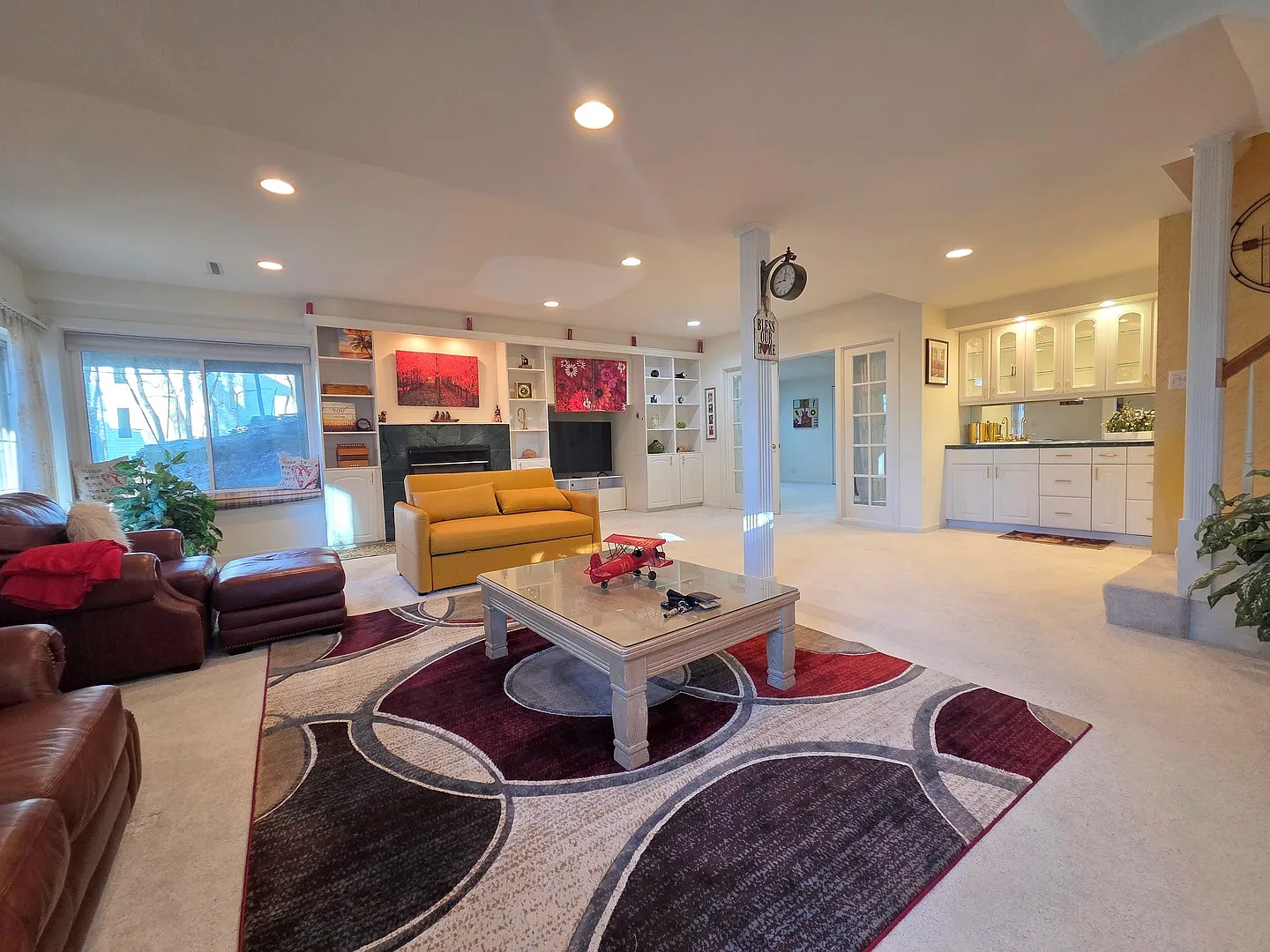 1 bed, 1000 sqft, $1,700 — Photo 2