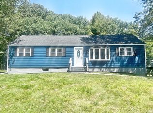 10 Lloyd Rd, Newburgh, NY 12550