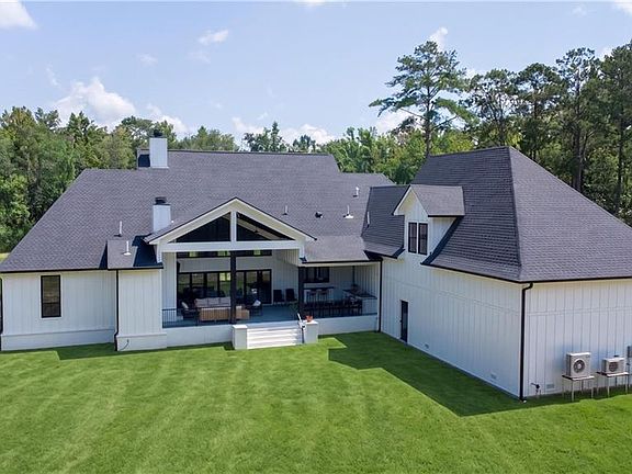 2nd image of 72553 Tiffany Farms Rd