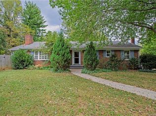 375 & 391 Kenilworth Rd, Asheville, NC 28805