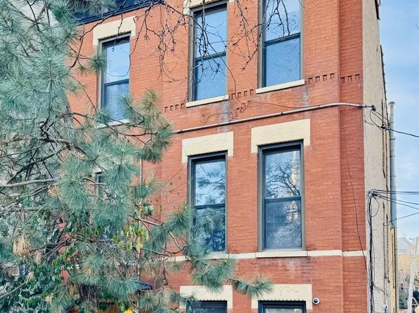 1302 N Cleveland Ave #2, Chicago, IL 60610