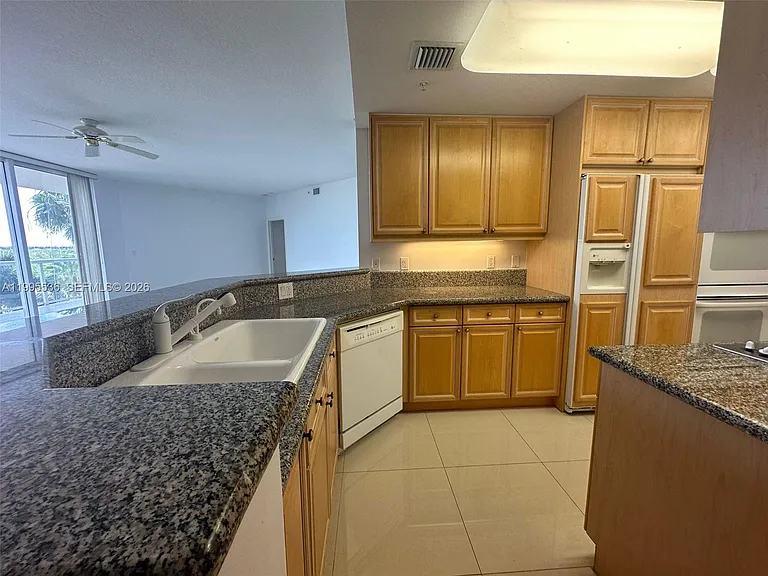 6001 N Ocean Dr #503 — Photo 40