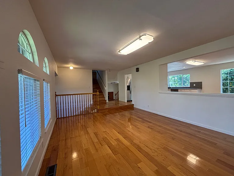 43090 Scofield Ct — Photo 5