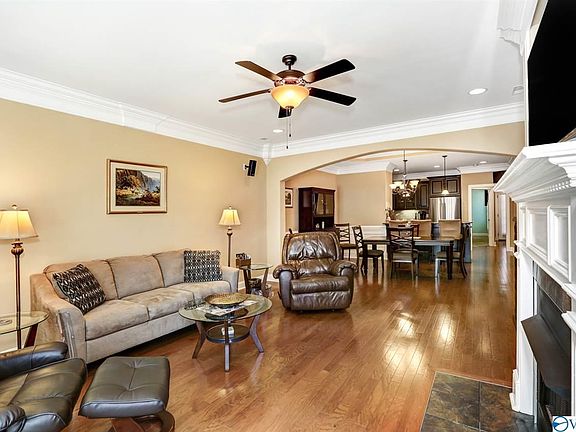 2nd image of 552 W Mossyleaf Dr