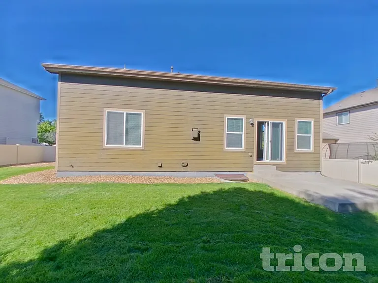 7415 Pimlico Dr — Photo 20