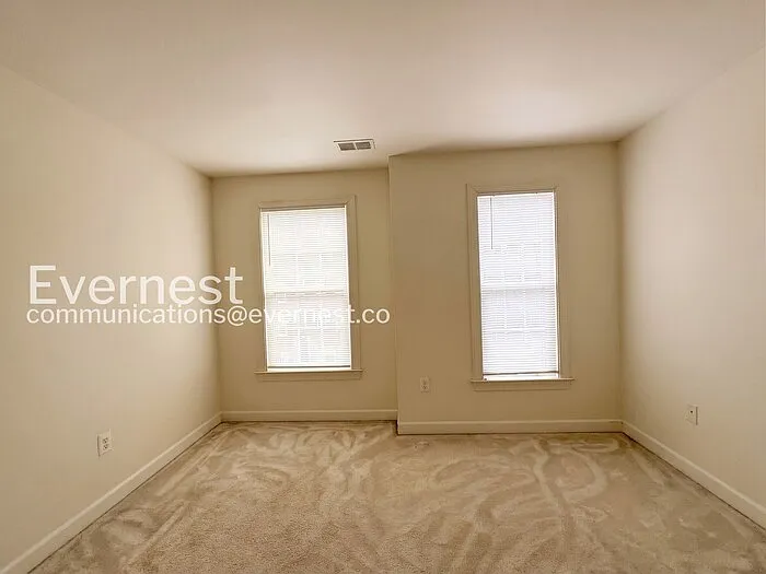 1620 Whitehall Dr — Photo 15