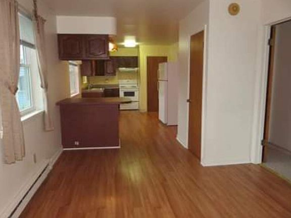 3rd image of 15 Overlook St #B