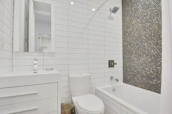 Rented by Douglas Elliman | media 25