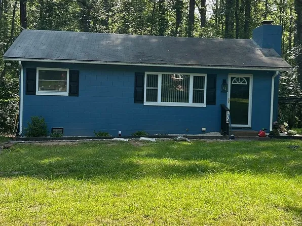 174 Pine Rd, Louisa, VA 23093