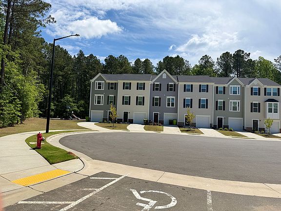 2nd image of 801 Romeria Dr