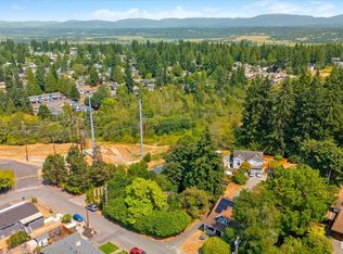 7713 Grant Drive, Everett, WA 98103