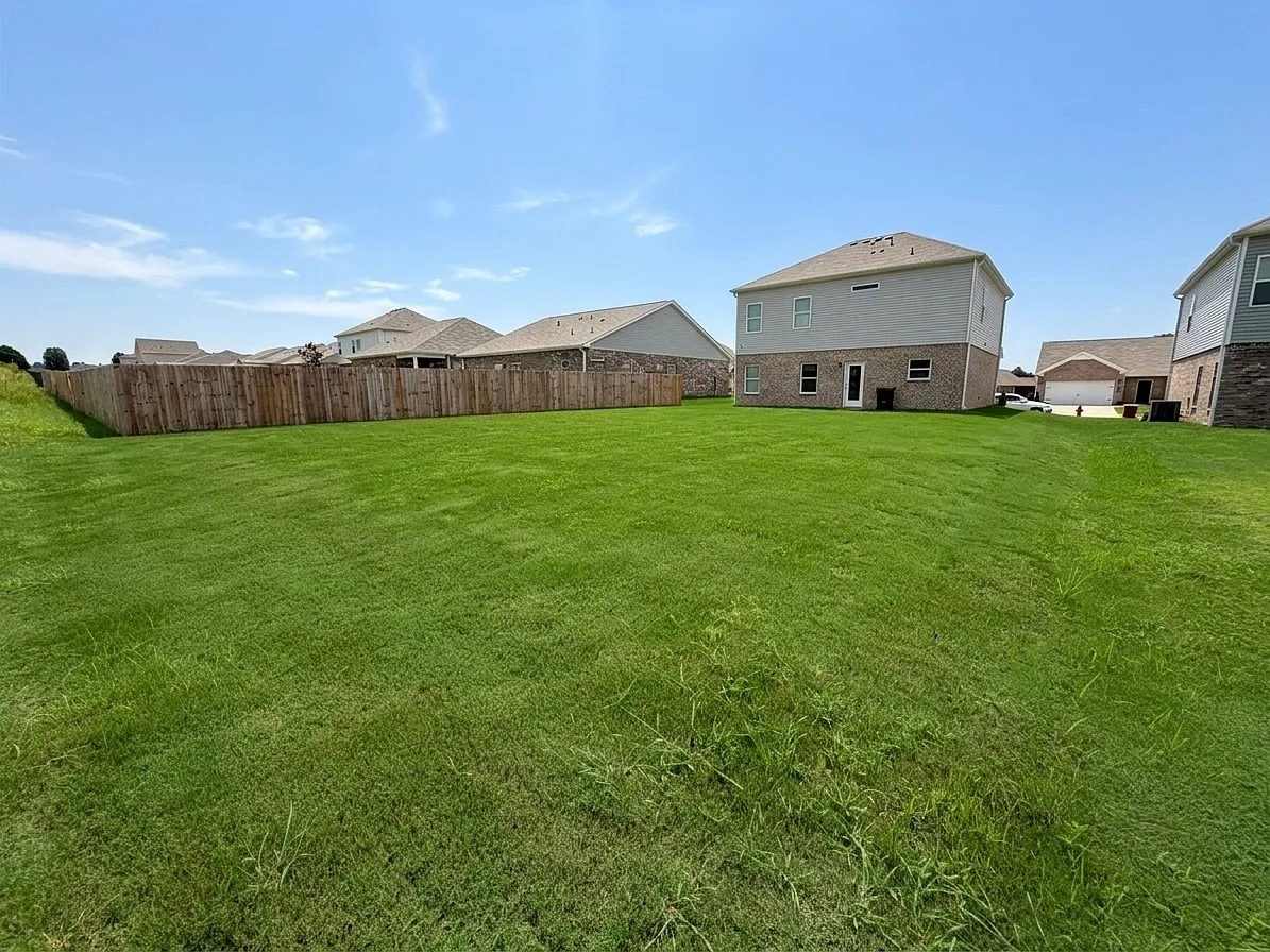 4 bed, 2053 sqft, $2,700 — Photo 2