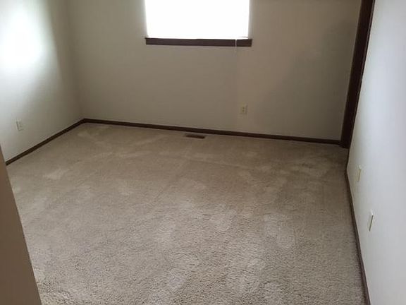 4th image of 1035 Pine St