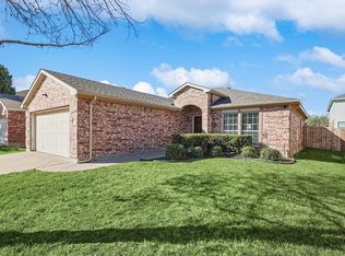 10429 Hideaway Trl, Fort Worth, TX 76131