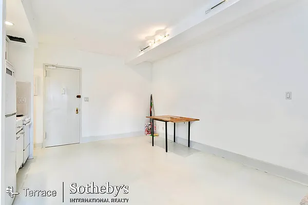 Sold by Terrace Sotheby's International Realty | media 23