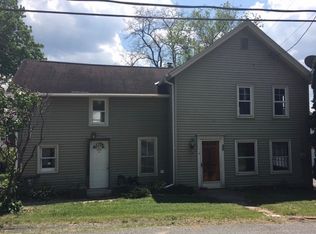 35 Prospect St, Fort Johnson, NY 12070