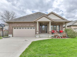 2 Ambleside Dr, Saint Thomas, ON N5P0A9