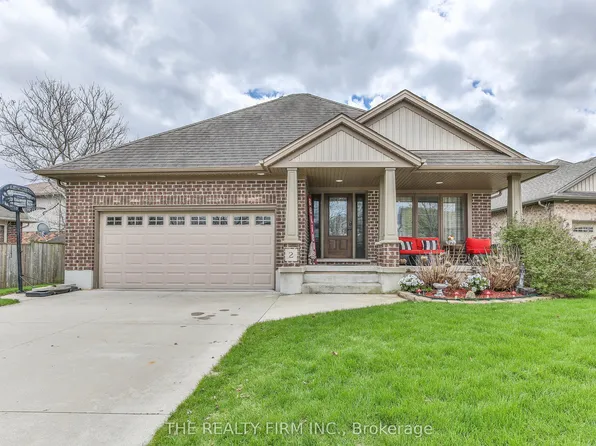 2 Ambleside Dr, Saint Thomas, ON N5P 0A9