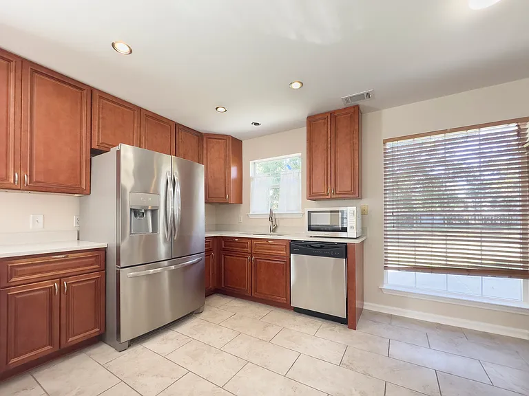 12 Cassidy Ct — Photo 6