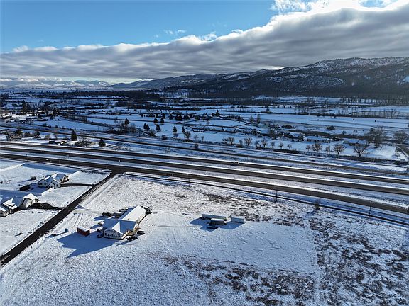 4th image of 18080 Frenchtown Frontage Rd