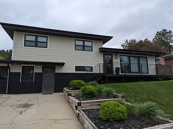 2nd image of 2318 Alamo Dr