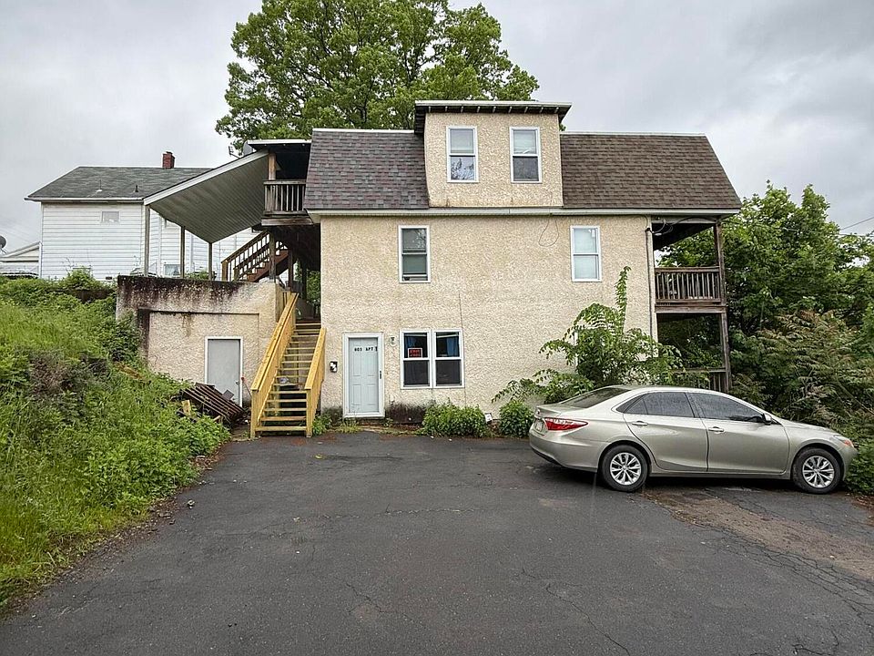 2nd image of 603 S Blakely St