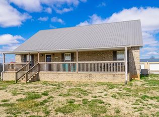 2075 Akersville Rd, Lafayette, TN 37083