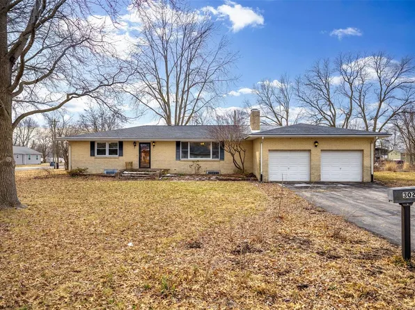 302 W 6th St S, Mount Olive, IL 62069