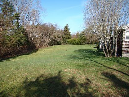 1st image of 33 Knollwood Dr