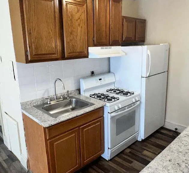 453 W Gay St — Photo 17