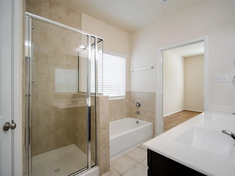 14215 Campo Vista Dr — Photo 22