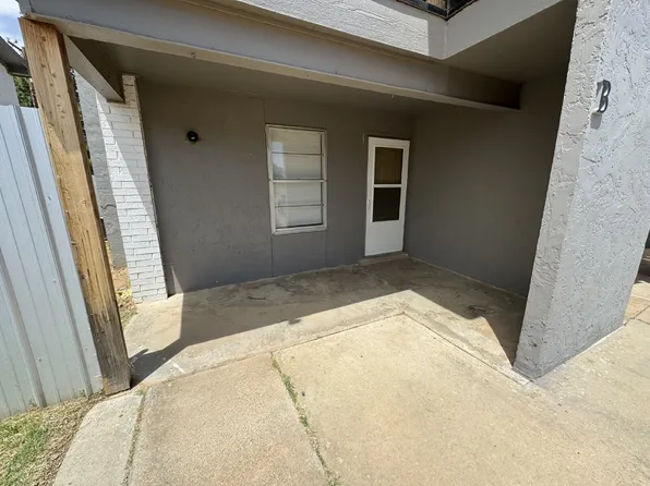 3108 Salisbury Ave #B, Lubbock, TX 79410