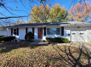 68 Ussery Dr, Lexington, MO 64067
