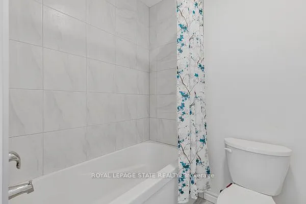 37 Delena Ave S — Photo 27