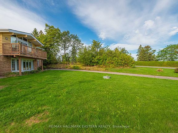 4th image of 137 Grandview Dr