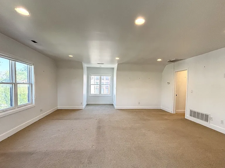 77 E Hillside Ave #1 — Photo 20