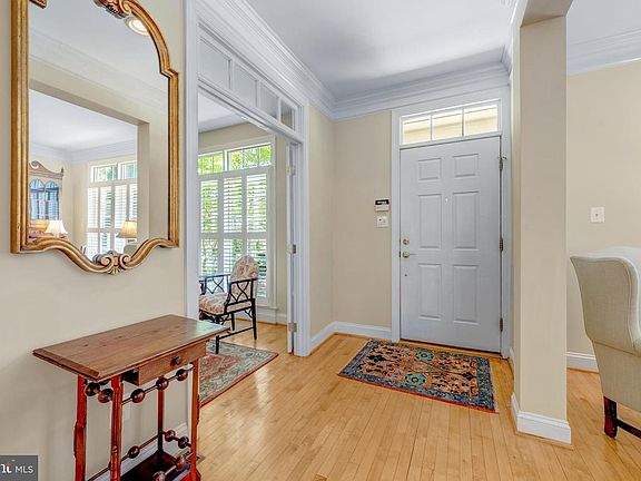 3rd image of 1408 Ingleside Ave