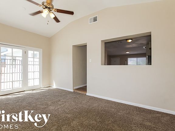 3rd image of 2901 E Willow Ave