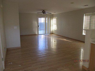 3rd image of 424 Peregrine Dr